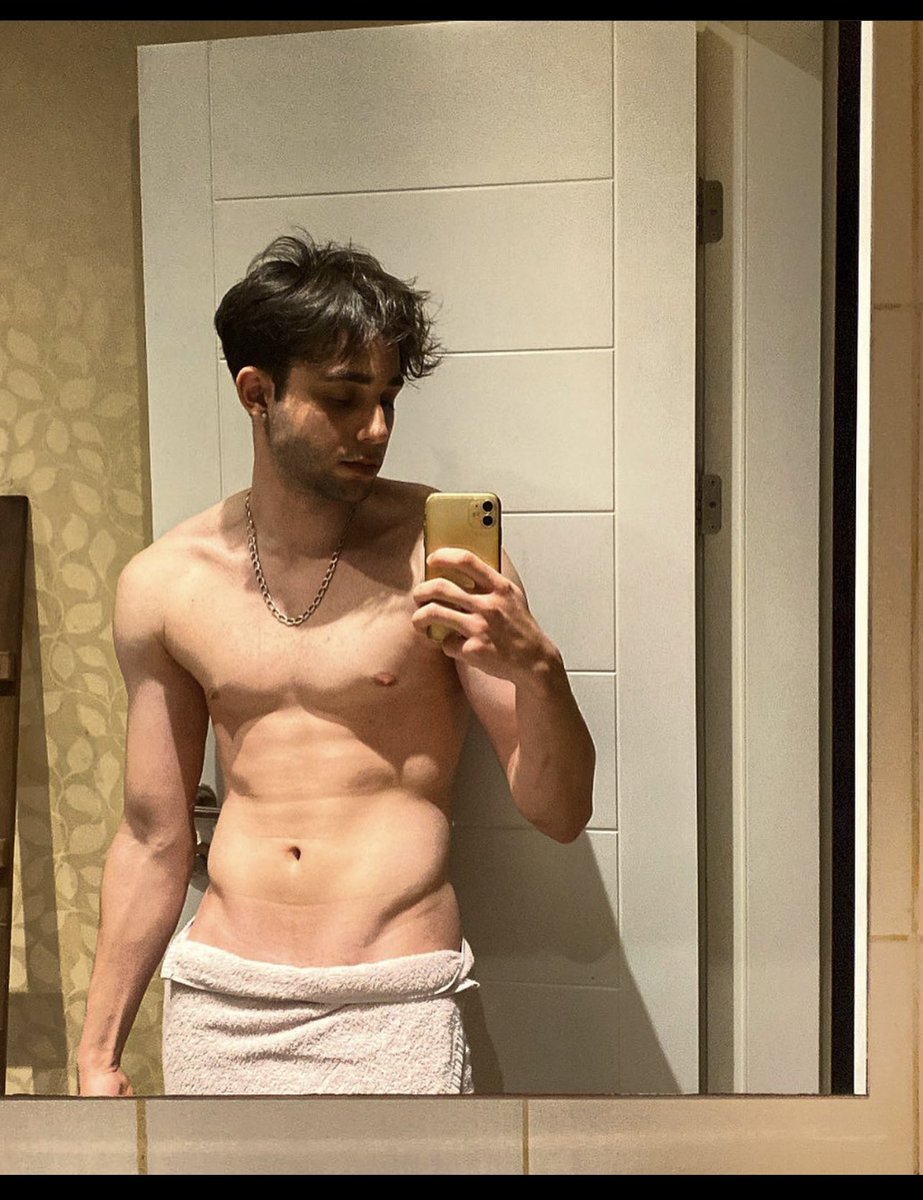 SnapchatBait's tweet photo. Anyone interested buying his baits? RT for more of him π₯΅
DM for bait requests π
#straightbait #snapchatrequest #requestbait #straightb8 #straightexposed #straightdudes #Str8DICK #straightbaiting #straightboy https://t.co/AvFHuxynOm