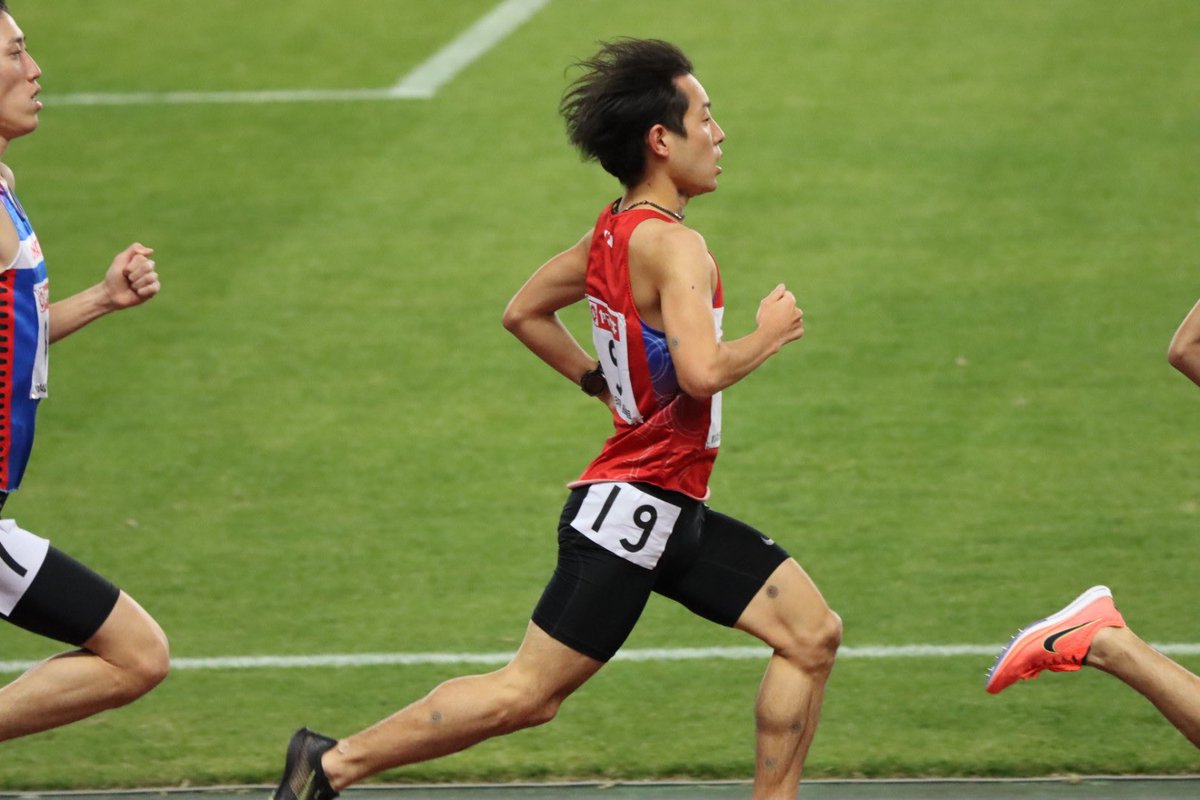 __long_distance's tweet photo. 本日3月31日でNTN陸上部を引退しました。
2022年になってからの出場試合が全て中止になってしまいましたので、引退試合はありませんでしたが、ここまでサポートして頂きありがとうございました。
これからは、一社会として、頑張ります。
140文字は短いのでそのうちInstagramにもっと長々と書きます笑 https://t.co/r2qFNnujGE