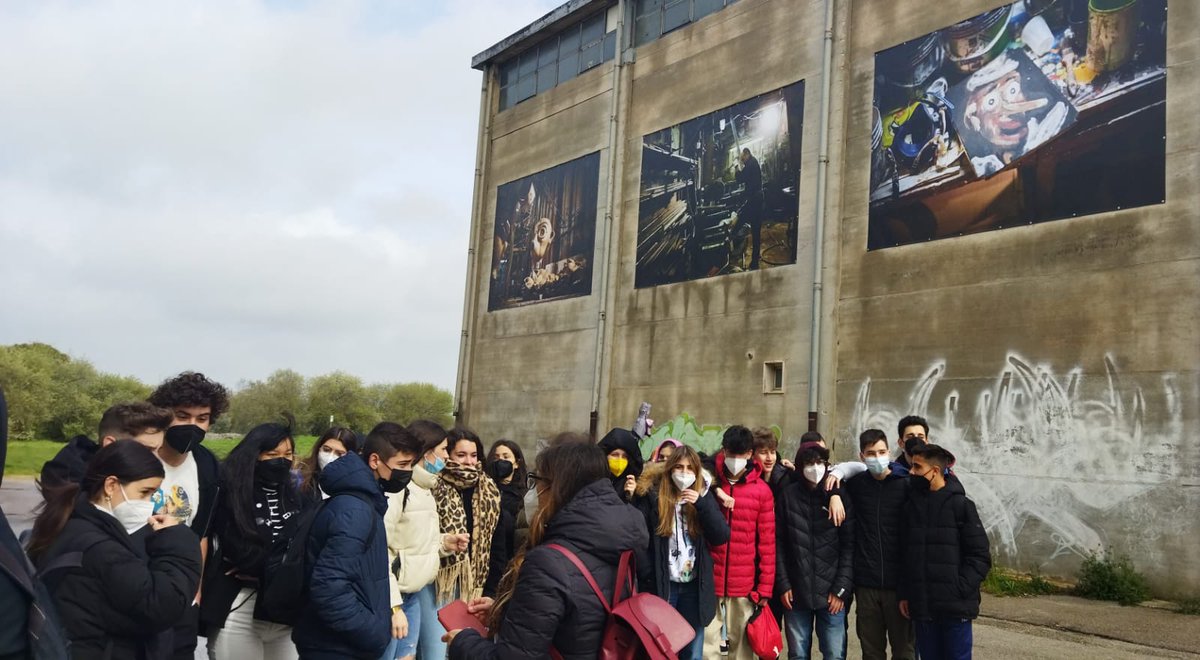 IESCanadaRealValmojado tweet media