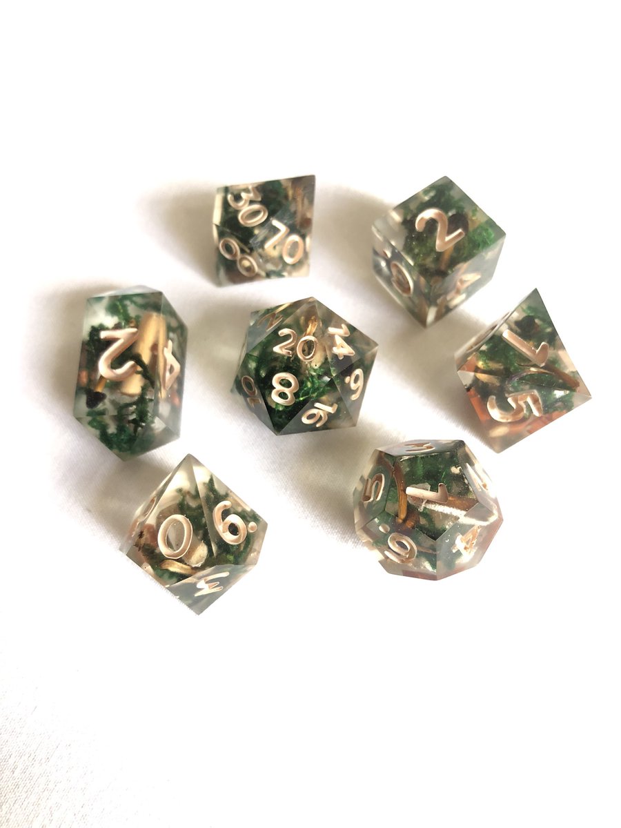 fateweaverdice's tweet photo. it’s been a WHILE, have some recent dice commissions 📸🎲
slots are opening again in april so stay tuned 😉
#diceph #dndph #dicemakerph #dnd #dnd5e #dicemaker #dice #ttrpg #ttrpgph https://t.co/3ikcvela4L