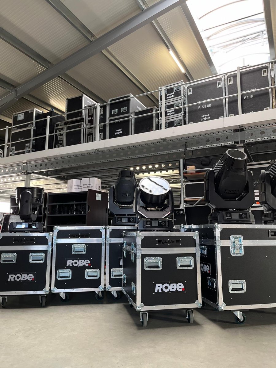 Robelighting's tweet photo. #NewRobeGear has arrived in Stralsund, Mecklenburg-Western Pomerania, Germany, with the new @Robelighting #iPointe65 &amp; #iSpiider IP65-rated luminaires now in stock at Sound Projekt Veranstaltungstechnik.

#robelighting #robeinnovation #soundprojekt #lightingtech #techthursday https://t.co/w2tjycppX2