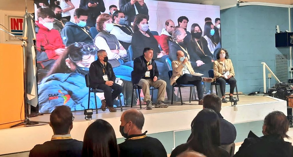 #CLAP2022
 
En la segunda jornada del #CLAP2022 se desarrolla el Simposio de Políticas Agropecuarias, Educativas y Científico Tecnológicas con la participación del ministro <a href="/poldc/">Pablo De Chiara</a> de @mincytcordoba y el presidente de <a href="/intaargentina/">INTA</a> Mariano Garmendia, entre otras autoridades.