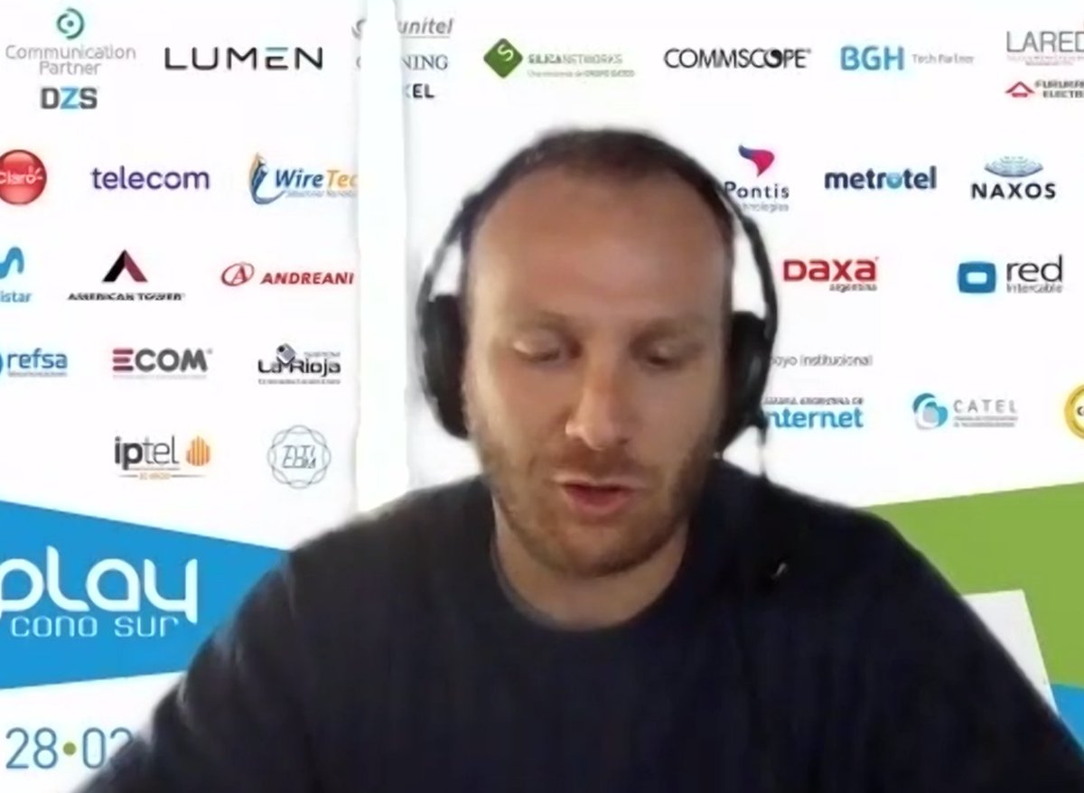 #NPlay22 
“Para que la ecuación económica dé, y el revenue share y todos los acuerdos que hacemos con los productores de contenido, el tráfico tiene que ser local”.
🗣️Nicolás Graizer, Gerente Comercial en Servicios y Telecomunicaciones, <a href="/rocstar_tv/">ROCSTAR</a> .