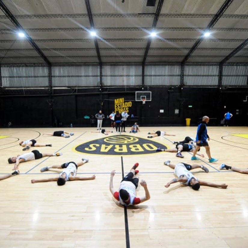CdF_Basket's tweet photo. 💫👟🏅Los #Topos y el sueño de las #Sordolimpiadas

👉Necesitan zapatillas👟👟🏀 para jugar (desde talle 11, 12, 13 y hasta 52) y también costear algunos gastos del viaje. 

🙏Entre todos podemos ayudar, si tenés zapatillas👟👟 y querés donarlas o ayudarlos a través de su CBU https://t.co/AS92RT53FQ