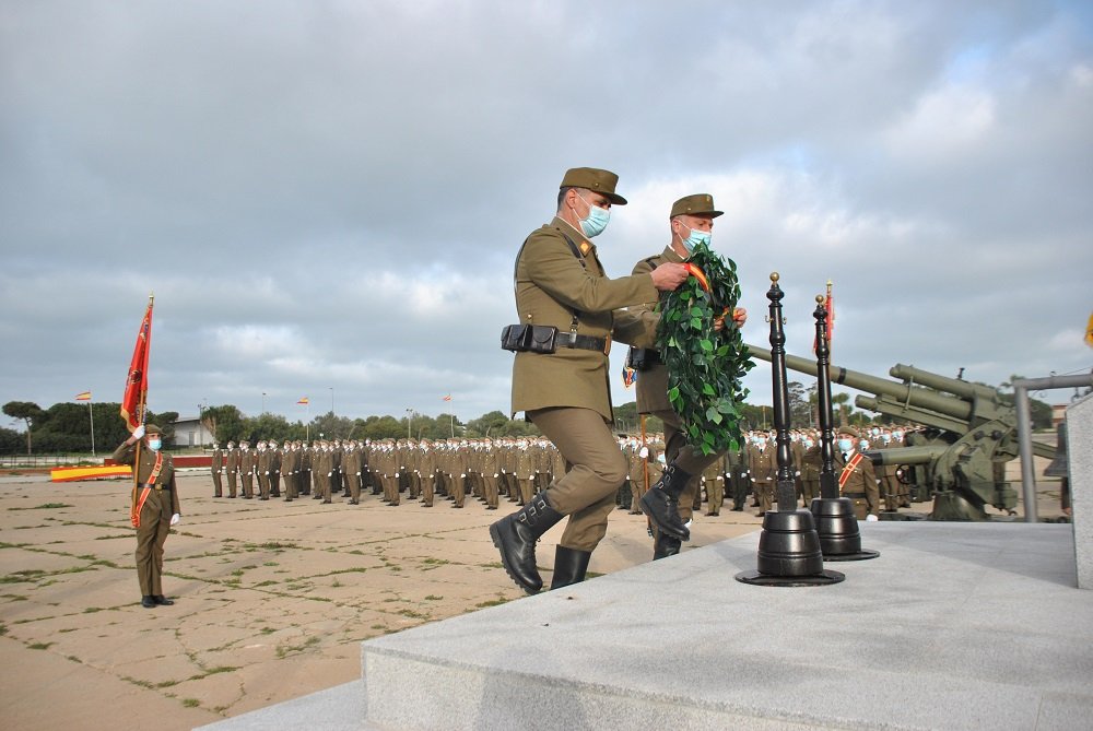 MADOC_ET's tweet image. Emocionante Acto de Clausura donde el Centro de Formación de Tropa Nº 2 #CEFOT2  ha despedido a los alumnos del Ciclo 2º/2021 #Camposoto #SanFernando

#MADOC25Años