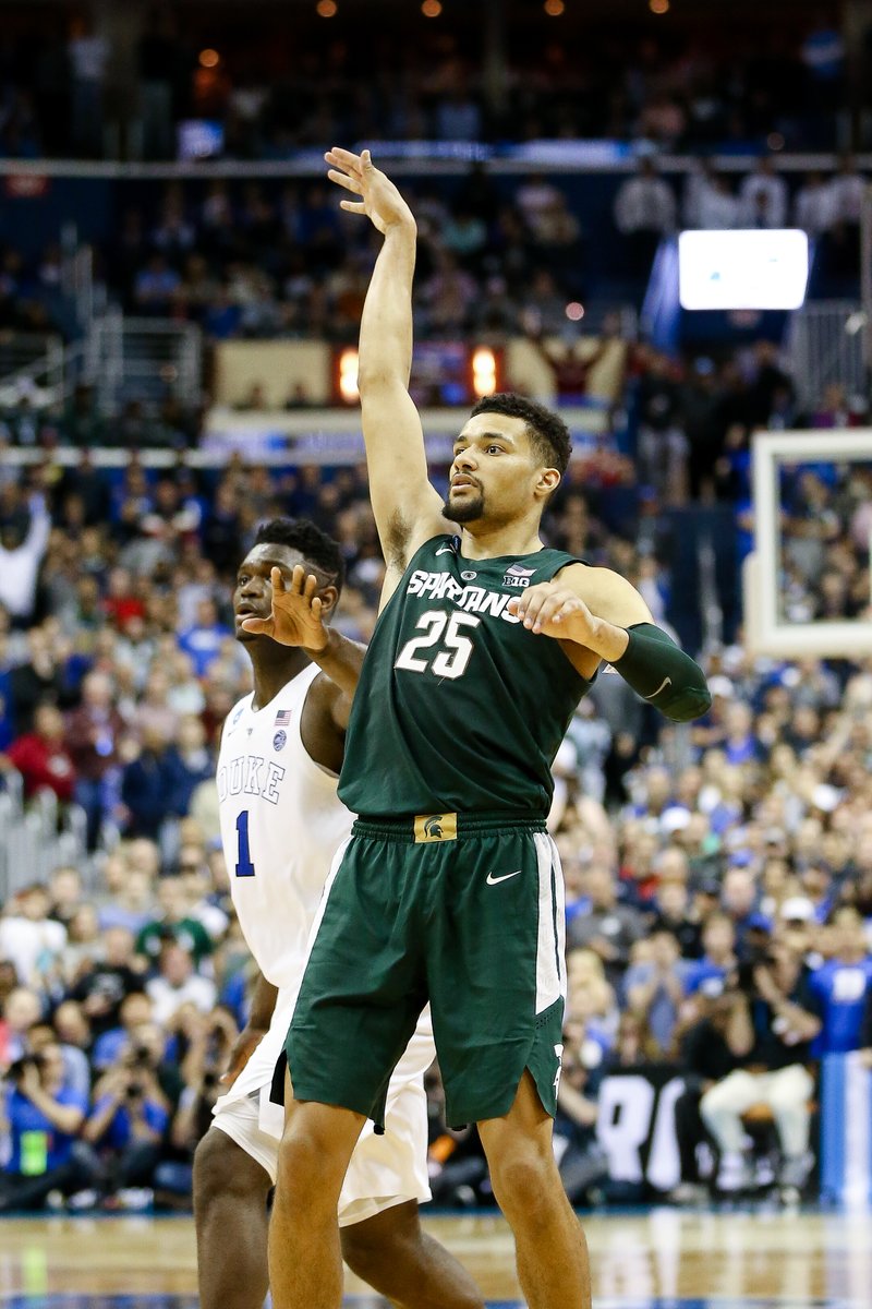 MSU_Basketball's tweet photo. OTD in 2019 🏀🎉 https://t.co/BEDU1YKDfK