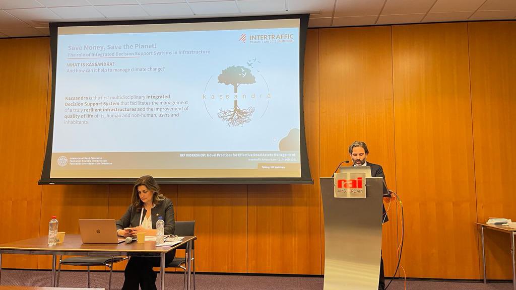 kassandra_IDSS's tweet photo. Now @intertraffic in Amasterdam, talking about @kassandra_IDSS at the Workshop hosted by International Road Federation #intertraffic2022 #IRF #resilience #Kassandra #kassandraproject #idss https://t.co/tMgnQ8SSkP