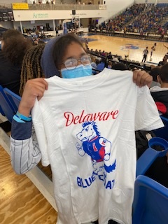 UnitedWayDE's tweet photo. On Education Day the @blue_coats hosted schools who participated in My Very Own Library. There was a "Courtside Classroom" and every student received a book. It was fun to watch the G League champs in action! #BlueCoats #MVOL #LiveUnited #Education https://t.co/PcfozQGcQe