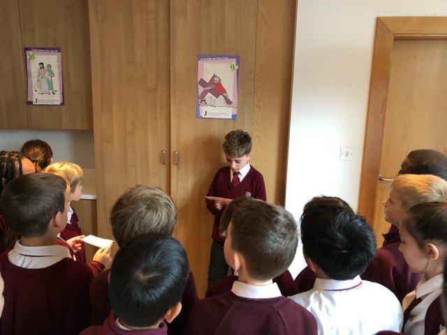 SacredHeartTedd's tweet photo. Year 3 took part in the Stations of the Cross at Sacred Heart Church today. Reflecting on how Jesus struggled for us and thanking God for giving us His only son. #Jesus #Lent #Easter2022 #StationsOfTheCross #GrowTogetherInLove #SHTedd #TeddingtonCommunity https://t.co/DZuptkOsqg