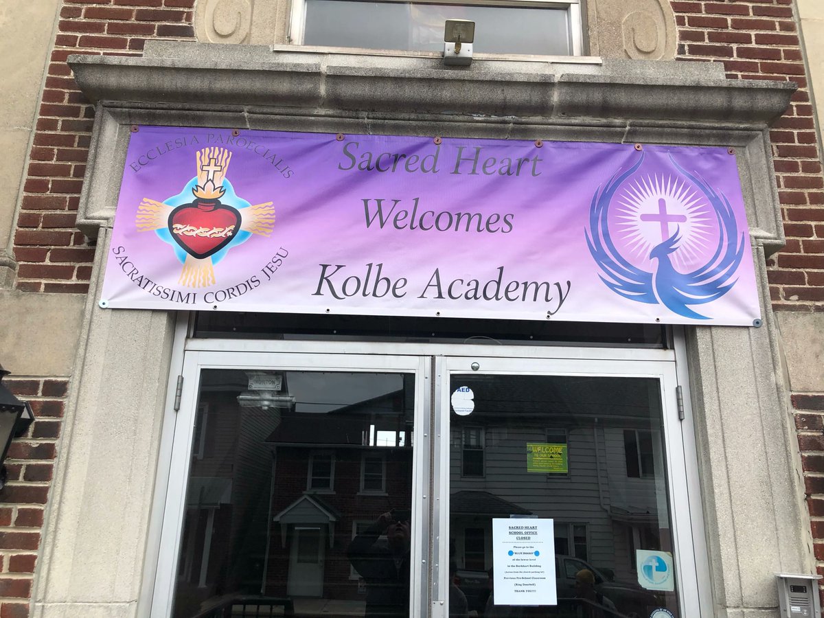 Kolbe_Academy's tweet photo. Thank you to Fr. Butera and the whole Sacred Heart community for welcoming us with open arms! #homesweethome #RecoveryHighSchool #ittakesavillage #SaintsandScholars https://t.co/2N5V94C4hm