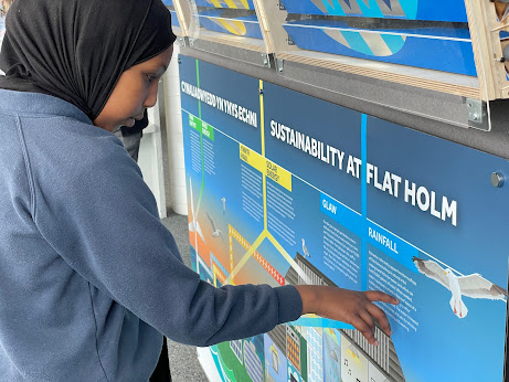 Techniquest's tweet photo. Very excited to have launched a new temporary exhibit earlier this week thanks to the DAPTEC team at Cardiff Met. They've created a way to bring the climate & ecology of Flat Holm Island to life, right here on the mainland thanks to #dataimpressionism. Find it on first floor! 1/2 https://t.co/KSJaa80RkR