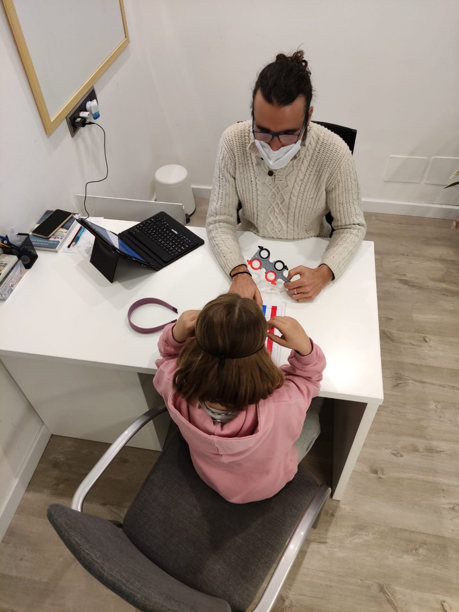 opticadaro's tweet photo. Revip, es un centre especialitzat en la detecció i el tractament de les disfuncions visuals, i s’encarrega d’estudiar i millorar les capacitats i habilitats visuals 👁️

📅Així ho fa en Marcel cada divendres de 15:00 a 20:00 a l’Òptica Daró!! 🕒

Demana la teva cita 😉 https://t.co/Oe27aBacv0