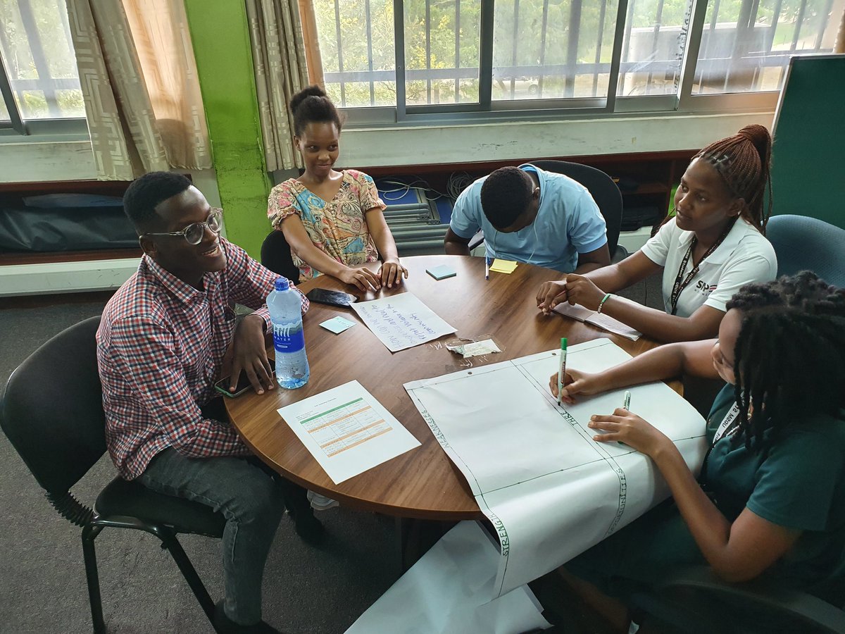 Y4CLab's tweet photo. Yesterday on our Wednesday Twist Session we conducted a workshop on R - Packages and SWOT analysis. Our lead facilitators were Caroline and Blessing.
The innovators got an experience to learn and explore R, as one of the languages used in Data Analysis.
Don't miss out.!! https://t.co/W2gMQn5MJe