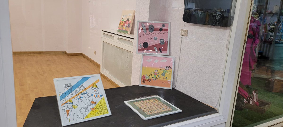 CC_Isilla's tweet photo. Visita la exposición de trabajos realizados por personas con TEA
El 2 de abril se celebra el Día Mundial de Concienciación del Autismo. Puedes ayudar a la @autismoburgos para #Arandadeduero adquiriendo obras expuestas 
@JuarranzGaleria
#DíaMundialAutismo
 #IluminadeAzul  #LIUB https://t.co/pXWsmwgEna