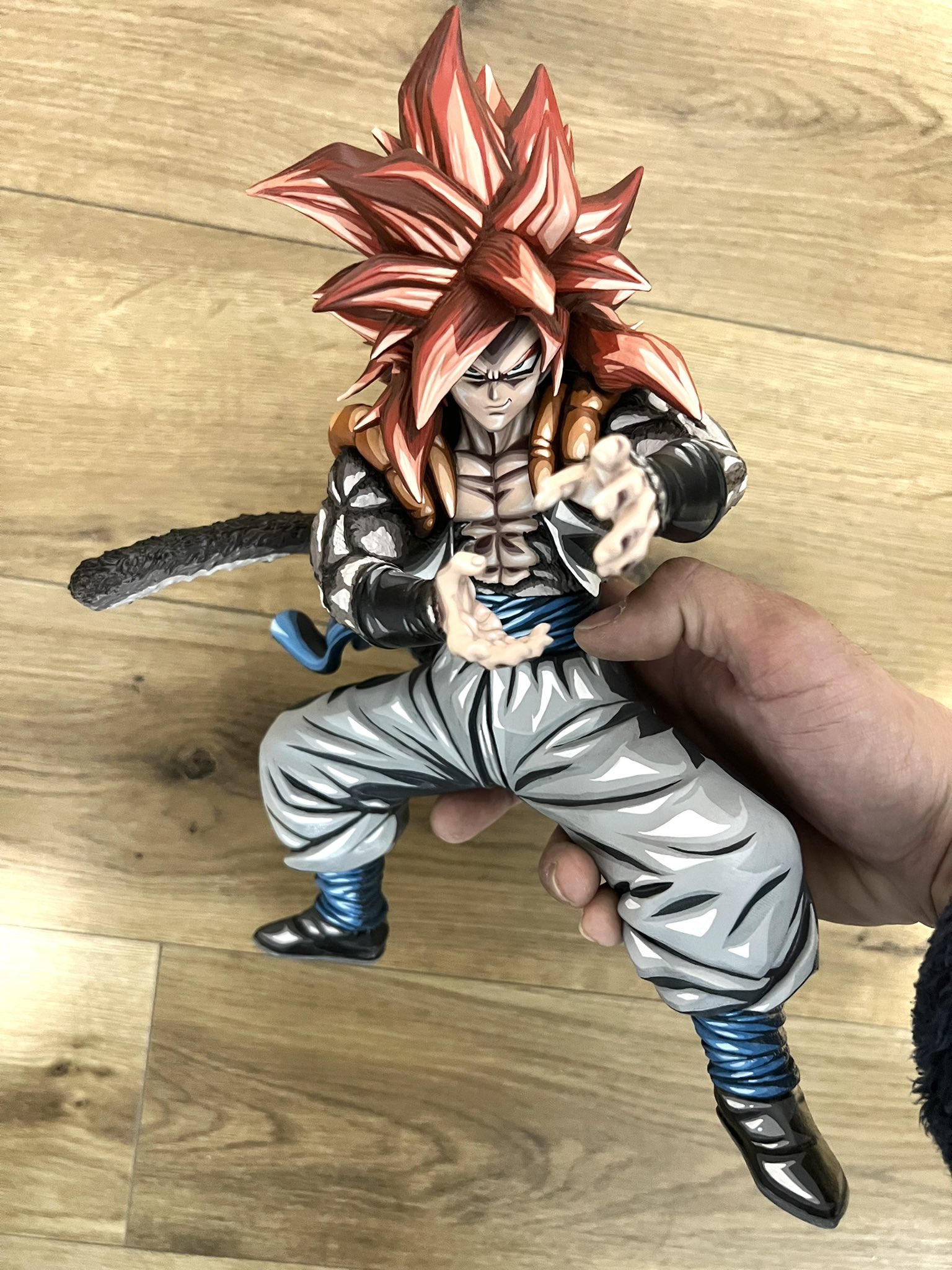 4ゴジータ - Search / X