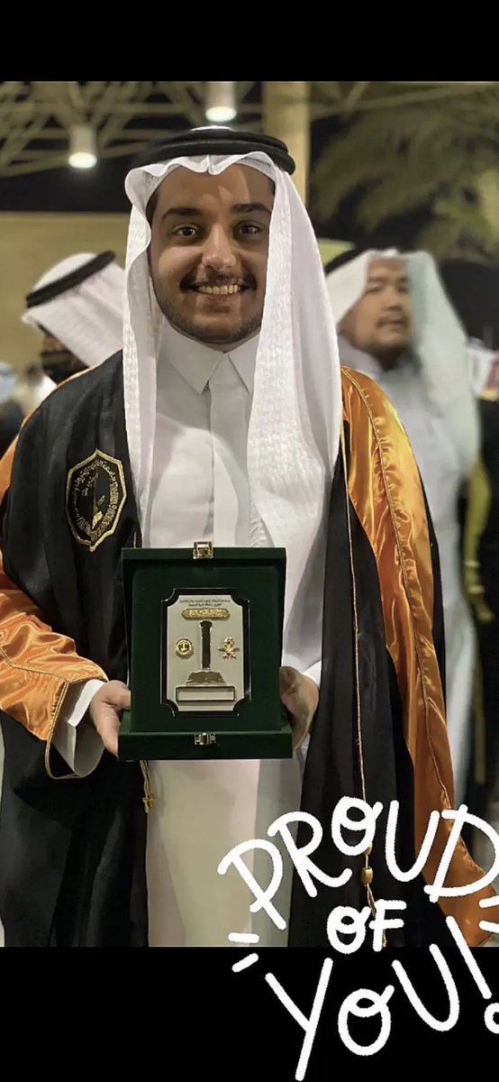 bsubaiey's tweet photo. (٢/١)
لا شئ يشبه فرحتي البارحة لدى حضوري حفل تخرج الإبن محمد من جامعة الملك فهد للبترول والمعادن .
أتذكره طفلاً صغيراً يخطئ في الأحرف والكلمات فنتندر ضاحكين ، لم أتخيل وقتها تسارع السنين ، ولا همته وشغفه اللذان أوصلاه بعد توفيق الله لمرتبة الشرف في تخصص الهندسة الميكانيكية. https://t.co/T6C6z3kaqM