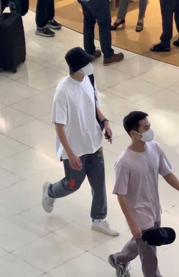 Papan_506's tweet photo. #คิมซอนโฮ มาไทยจ้า กรี๊ดดดดด 😊❤️ 
#김선호 #KimSeonHo https://t.co/Wd4VVLhmwR