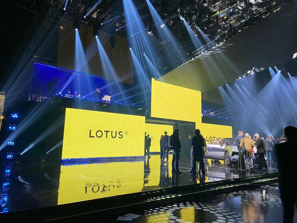 Terry Tew Sound & Light tweet media