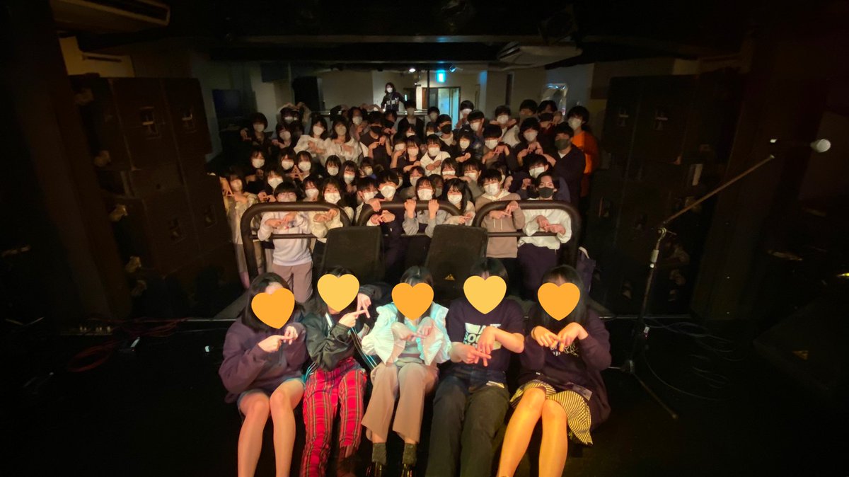 Amber_0629_'s tweet photo. 烏合の衆@北浦和エアーズ

~Set List~
SE.人生Blues / モーニング娘。'19
1.cream soda /スーパーカー
2.B.C.G / NICO Touches the Walls
3.百八円の恋 / クリープハイプ
4.名前を呼ぶよ / SUPER BEAVER

ラスト箱ライブありがとうございました💛
2枚目は @kokusaiomic_oh と！ https://t.co/GtMZTBhN36
