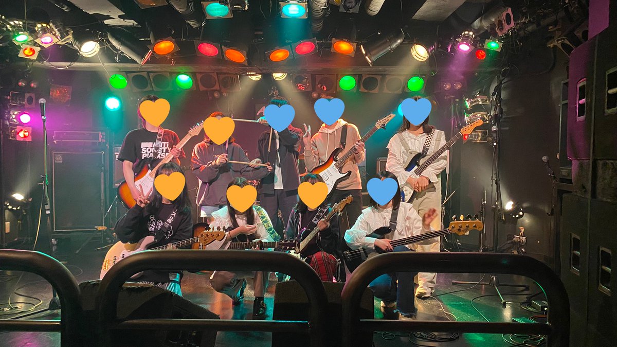 Amber_0629_'s tweet photo. 烏合の衆@北浦和エアーズ

~Set List~
SE.人生Blues / モーニング娘。'19
1.cream soda /スーパーカー
2.B.C.G / NICO Touches the Walls
3.百八円の恋 / クリープハイプ
4.名前を呼ぶよ / SUPER BEAVER

ラスト箱ライブありがとうございました💛
2枚目は @kokusaiomic_oh と！ https://t.co/GtMZTBhN36