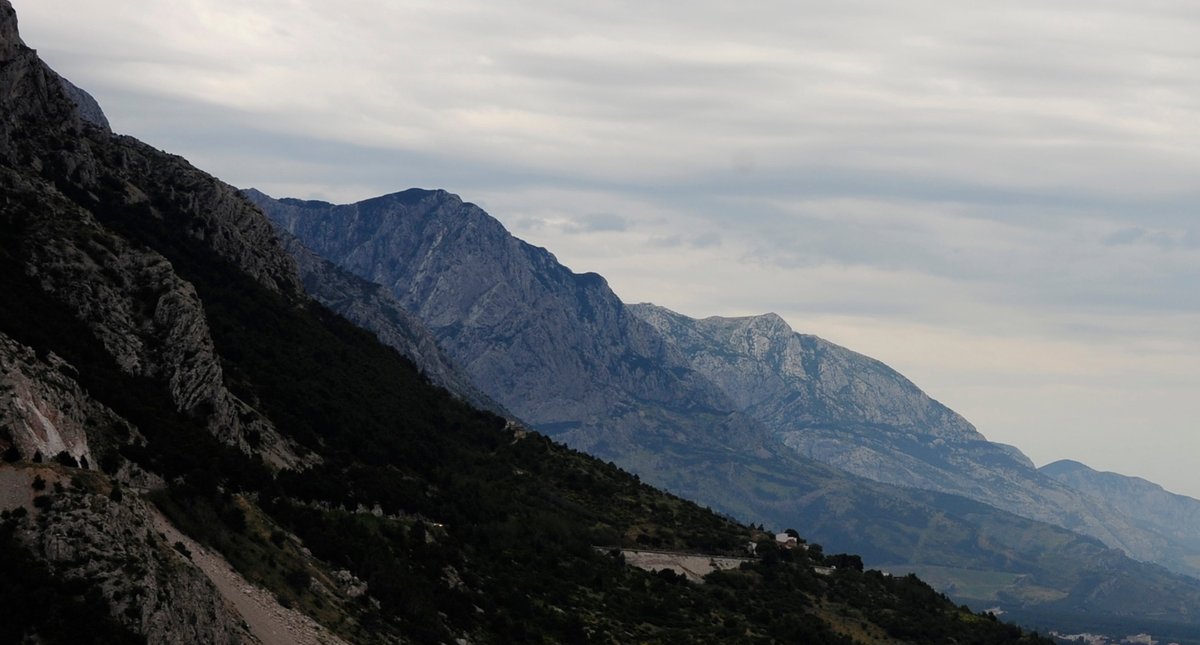 Good luck #CryptYr9 Emily! Emily is raising money for Climbers Against Cancer <a href="/climbersagainst/">CAC</a> and has been training hard for the challenge which is due to take place this weekend.

justgiving.com/fundraising/em…