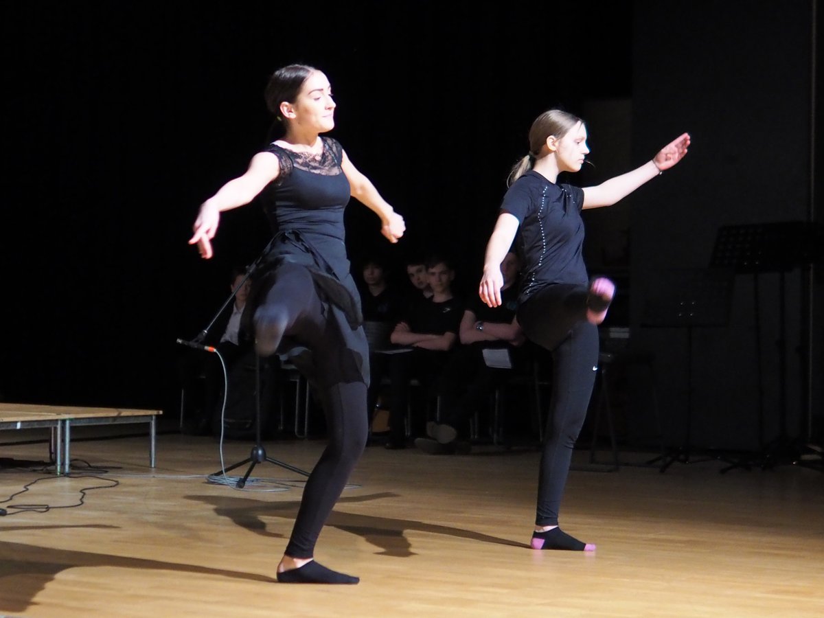 MRC_1st's tweet photo. 'Our students were truly amazing last night at The Spring Concert. I feel quite privileged to do these Concerts as you get to see the students completely shine and they performed their absolute socks off! Plus £580 was raised for the Disaster Emergency Fund'. Mrs Tidbury 😀 https://t.co/jPWum6408r
