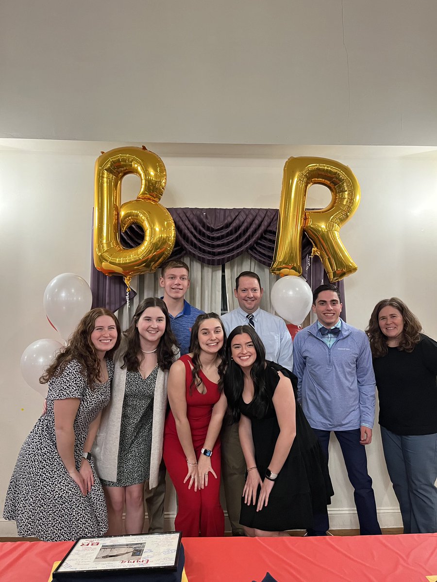 BR Swim & Dive tweet media