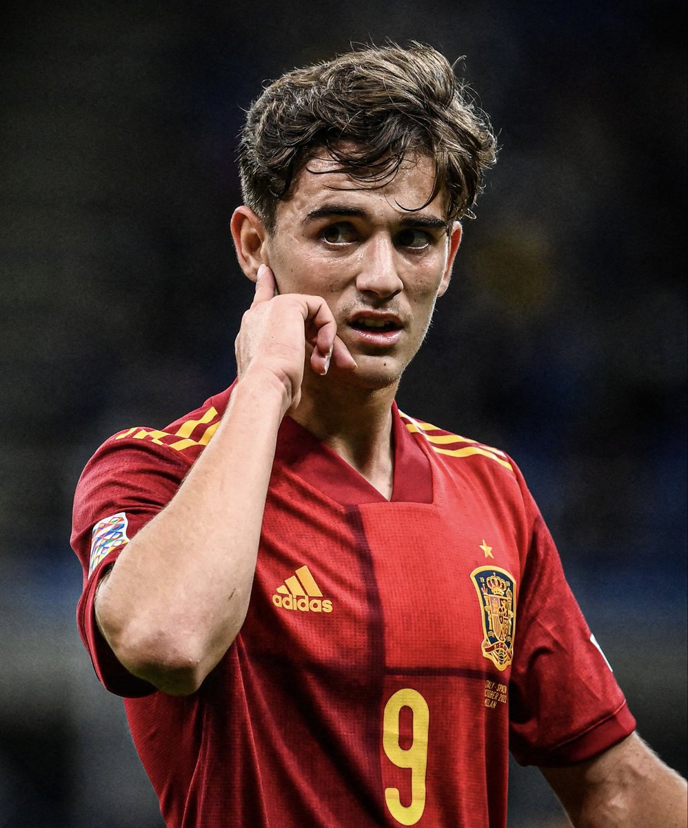 433's tweet photo. Gavi 🇪🇸 

Team: FC Barcelona
Age: 17
Position: Midfielder

#433OnesToWatch https://t.co/lvNCVTpJ0G