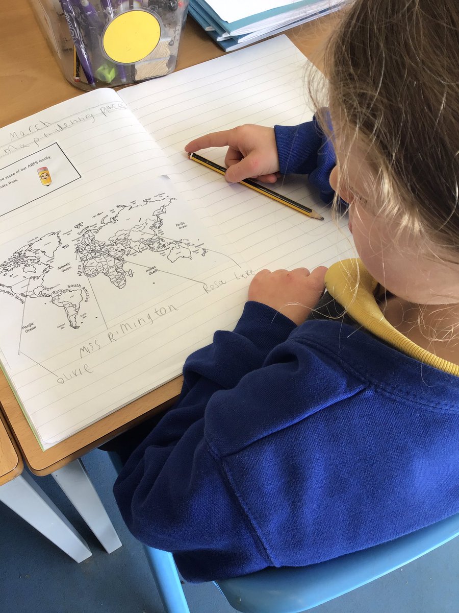 RuncieOf's tweet photo. Year 1 have had a fantastic afternoon finding where some of our ARFS family come from on a map! Some of us have even been using our atlas to find out which continent each country is in. Wow! #ARFSgeography 📚🌎✨ https://t.co/bwXh58tXPB