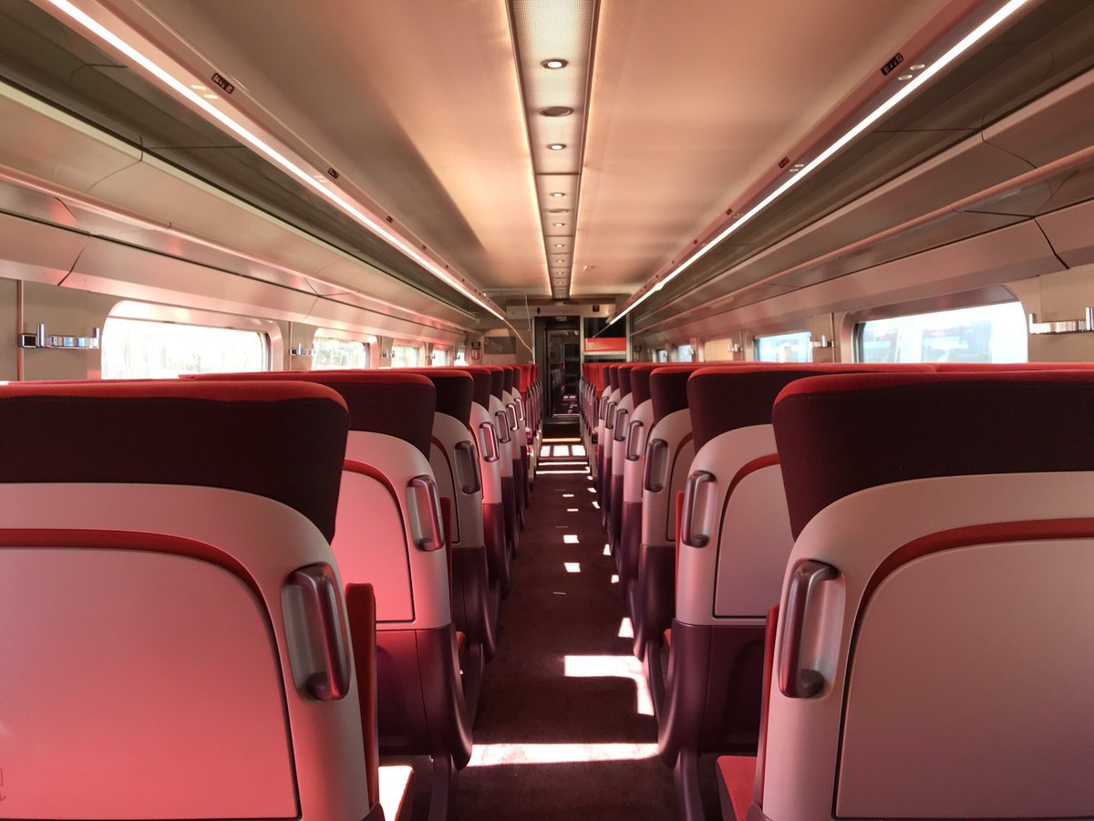 NicolasPetteau's tweet photo. 🤩🤩🤩#Thalys wins Product design award @reddot for its renewed trainsets 🥇🥇🥇 More comfort, less CO2 it’s possible ! #MoreEuropeforall https://t.co/8lC1rQ6OpK