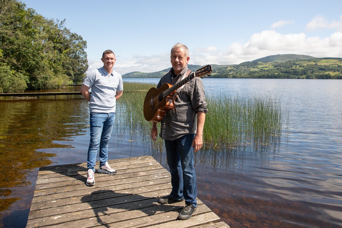 Willzee and Luka Bloom pictured last summer at Ballycuggeran on the shoreline of Lough Derg. 💛💙 This will be broadcast as a one-hour TV show on RTE 1 on Easter Monday (18th April) at 6:30pm; having just beamed into homes across Australia and the United States. #irelandinmusic