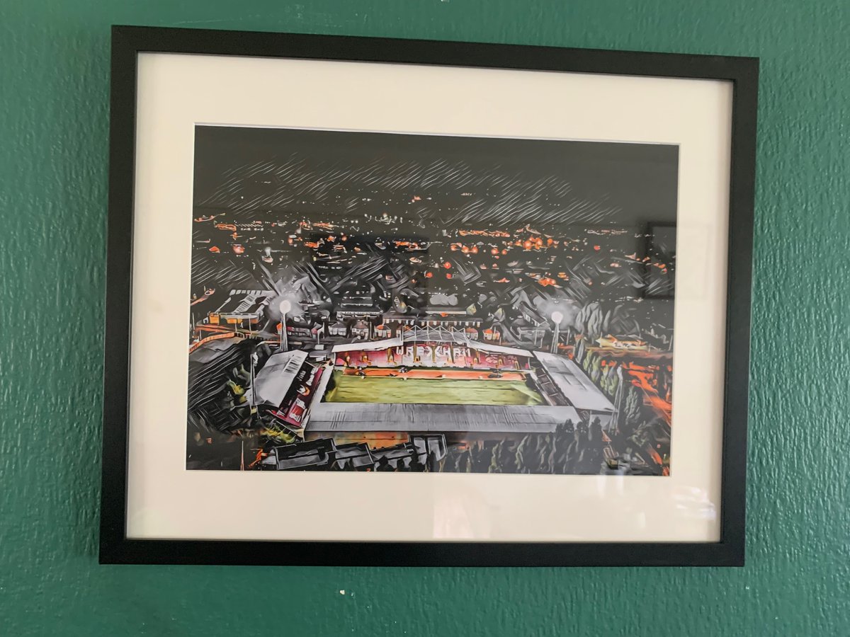Ty_Dyfrdwy's tweet photo. @evrahrose @Seanypop13

Framed and hung. Thanks so much👍❤️ https://t.co/PzFL9tVVAQ