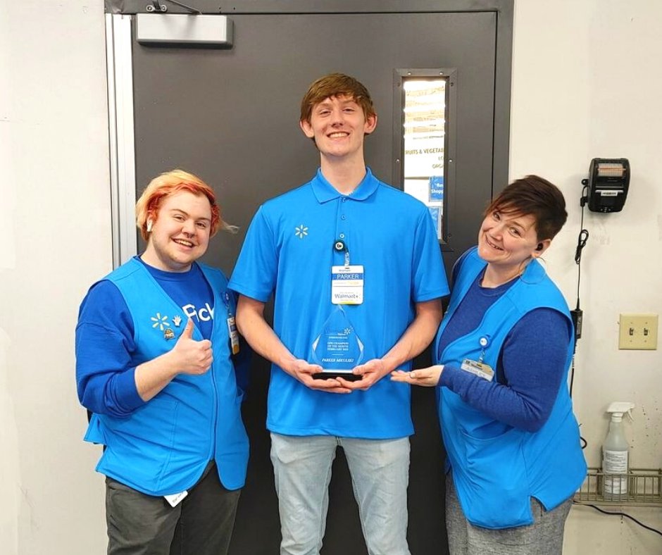 WalmartWorld's tweet photo. If the blue fits, wear it! π We want to take this opportunity to recognize Parker from Store 1650 in Saukville, WI, on winning the OPD award. π Amazing job, Parker! Keep it up! π€ π€ #Walmartassociate #blue https://t.co/4bMcRuk426
