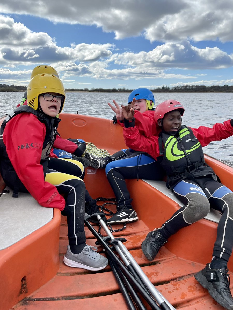 maguire_mark's tweet photo. @MarthaPrimary Day 3 of P6 sailing, jumping in and power boating. https://t.co/GNyVGGCSae