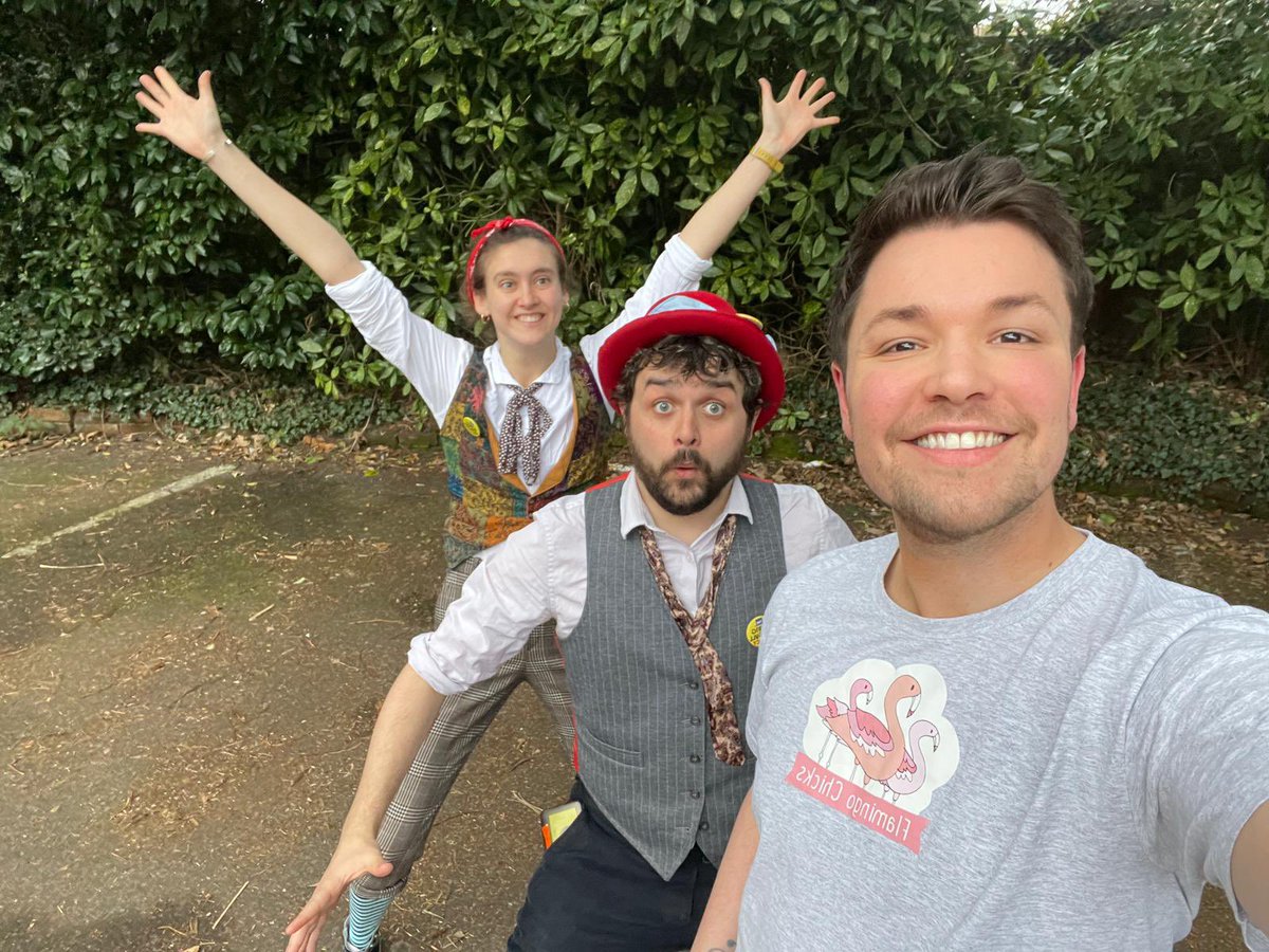 A week of love, light and laughter!  We’re midway through 11 sessions in collaboration with refugee charity <a href="/FlyingSeagullUK/">The Flying Seagull Project</a>, which supports children experiencing poverty, isolation and conflict through forced displacement, using creative arts.