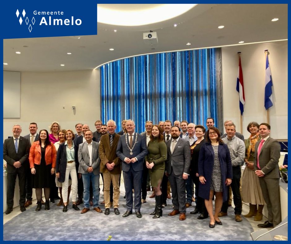 Een voor de stad belangrijke dag noemde burgemeester <a href="/arjengerritsen/">Arjen Gerritsen</a> het. Met het afleggen van de eed of gelofte aanvaarden de nieuwe raadsleden vanmiddag in de raadzaal hun ambt. “Een ambt dat zowel een verplichting áls een voorrecht is." Heel veel succes, sámen voor de stad!