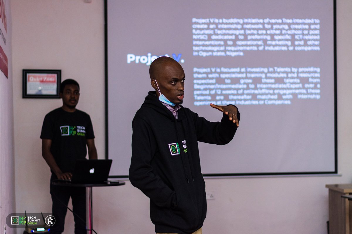 TechSummitOgun's tweet photo. It was our sincerest pleasure to receive Temitayo Dada, the Trade Commissioner at the Deputy High Commission of Canada to Nigeria, in Abeokuta.

#TSO22 #VerveTreeHub #VerveTree #OgunState

1/2 https://t.co/hSQxavMvav