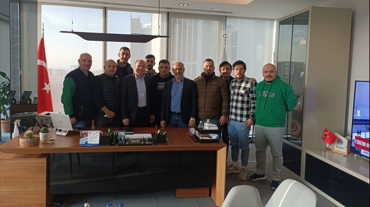 uzun_engincan's tweet photo. Doğum günün kutlu olsun başkanım nice sağlıklı uzun senelere🎂🎂 #HalilErdal https://t.co/7xLTS9EZAc