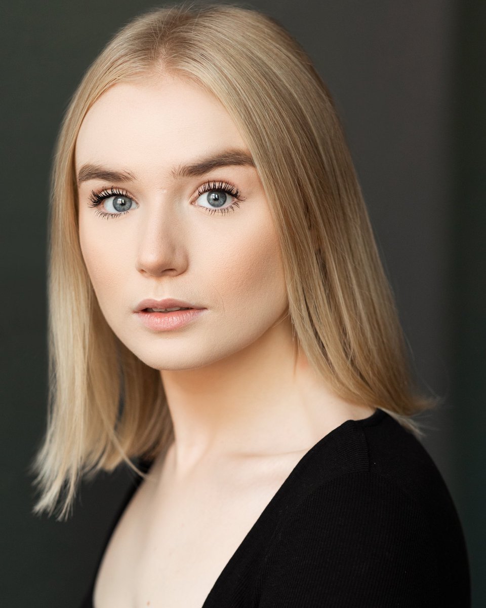 PhoebeMercer1's tweet photo. @FionaCrossUK Hello!! I’m a LIPA 21’ graduate, London-based actor! Would love to be considered for this role! Showreel is on my Spotlight page! Thank you!☺️ https://t.co/Bdg6p2wI7T https://t.co/HBgO9uTpTR