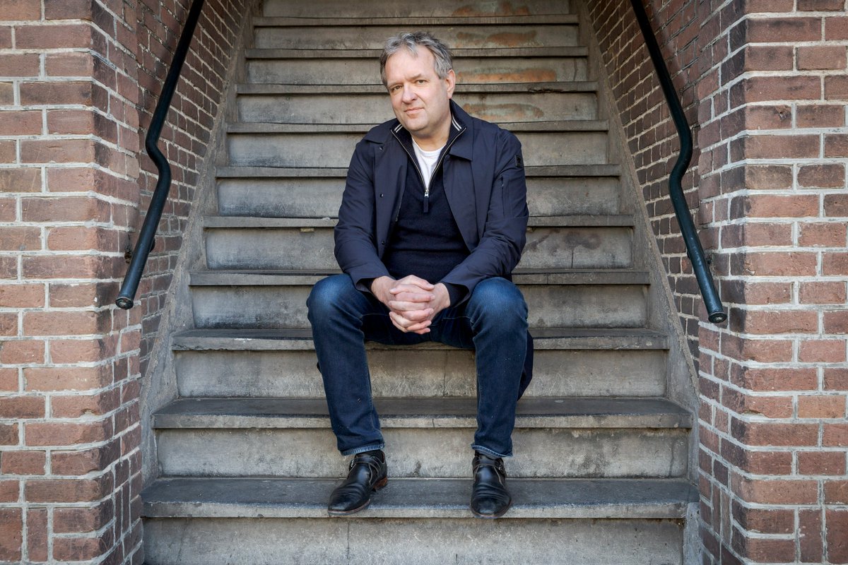 MinisterieVRO's tweet image. Het #borgstelsel van het @WaarborgfondsSW stelt #woningcorporaties in staat leningen aan te gaan tegen lage rentes om #woningbouw te financieren. Lees het interview met @akgijssel (@Aedesnet), Rob Rötscheid (WSW) en @EBorstlap (@Woonborg) via ⤵ woningmarktbeleid.nl/documenten/pra…