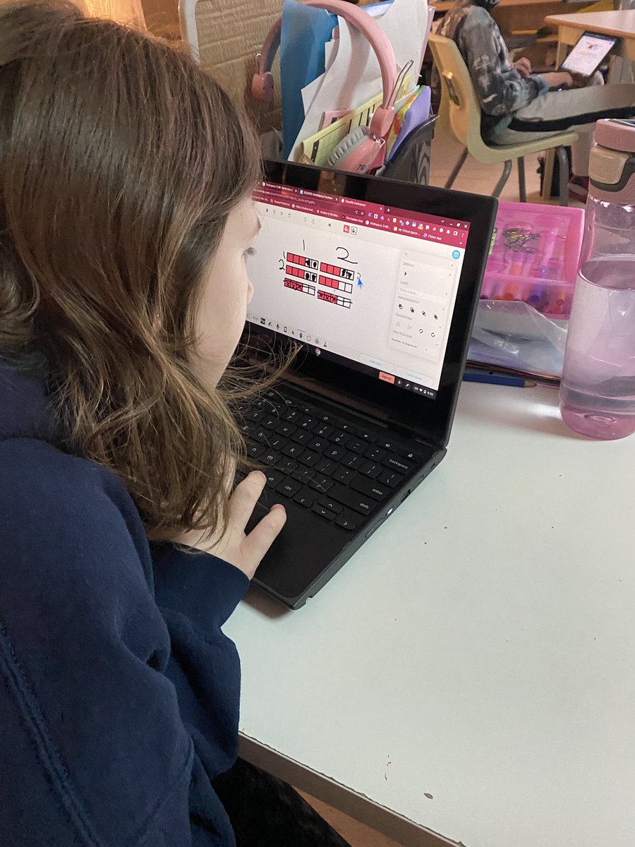 MrsMG_ocsb's tweet photo. 5/6B is expertly using #Equatio to multiply fractions by whole numbers using different strategies!🔢 #ocsb #ocsbMath https://t.co/SAfVdC1Sei