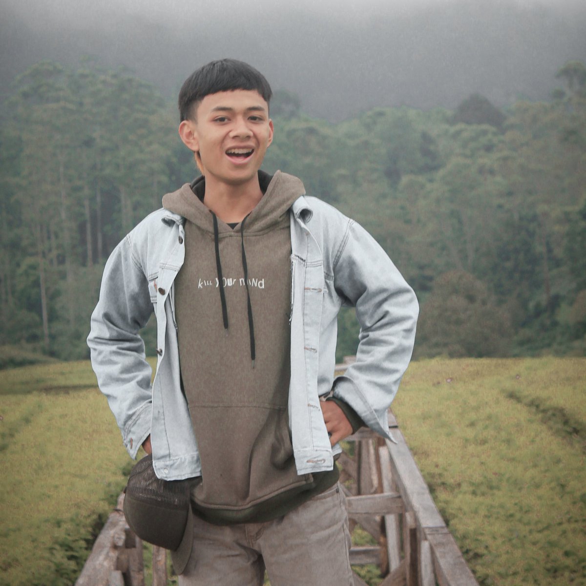 aditt024's tweet photo. #FotoProfilBaru https://t.co/h3HDxbbjS6