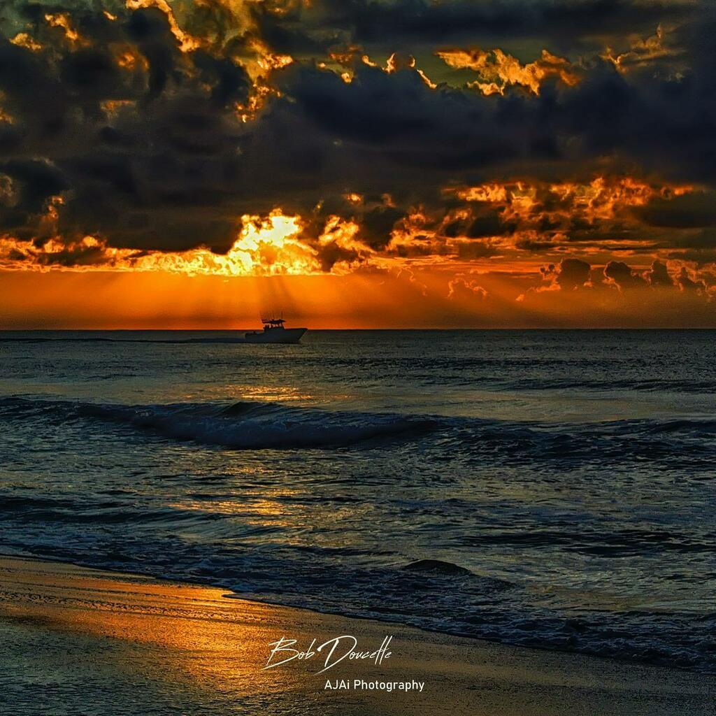 AJAPhotography2's tweet photo. Last of three from the archives, a Myrtle Beach, South Carolina sunrise in 2013. @shutterbugs4charity #southcarolina #northcarolina #charleston #sc #myrtlebeach #charlestonsc#lowcountry #yeahthatgreenville #columbiasc #greenvillesc #charlotte #discoversc #newjersey #greenvil… https://t.co/hXiSseGxhX