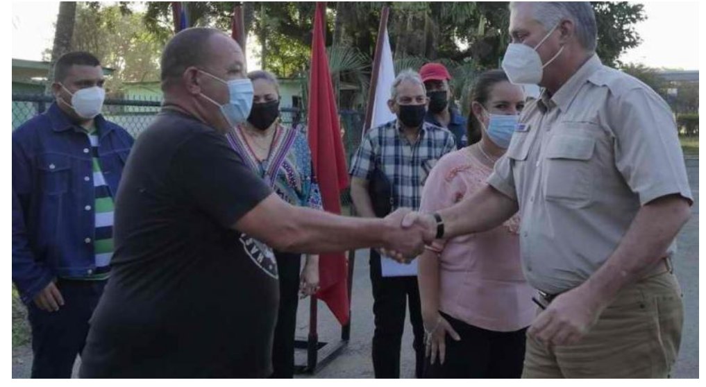 EpAutor's tweet photo. Realiza Visita gubernamental Díaz Canel en Cienfuegos
#vamos por más https://t.co/5v7GFvTjb3