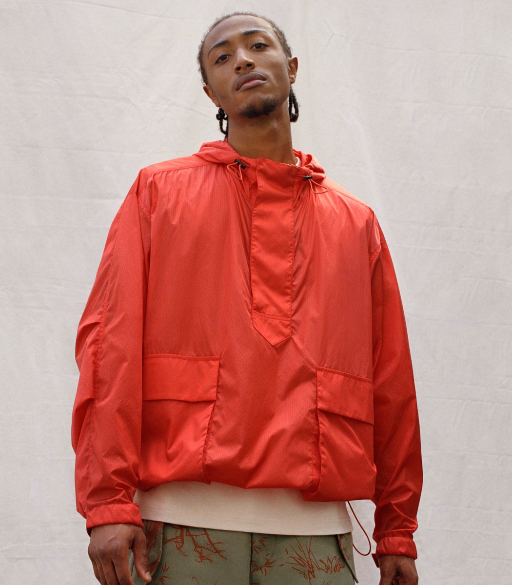 hmusa's tweet photo. Master the look in superior Italian fabric. This piece is made from ECONYL® regenerated yarn from waste that would otherwise pollute the Earth, such as fishing nets, carpet flooring, fabric scraps, and industrial plastic. #HMMan #Editionby
https://t.co/04Pu4WqWEM https://t.co/0mIJA051TZ