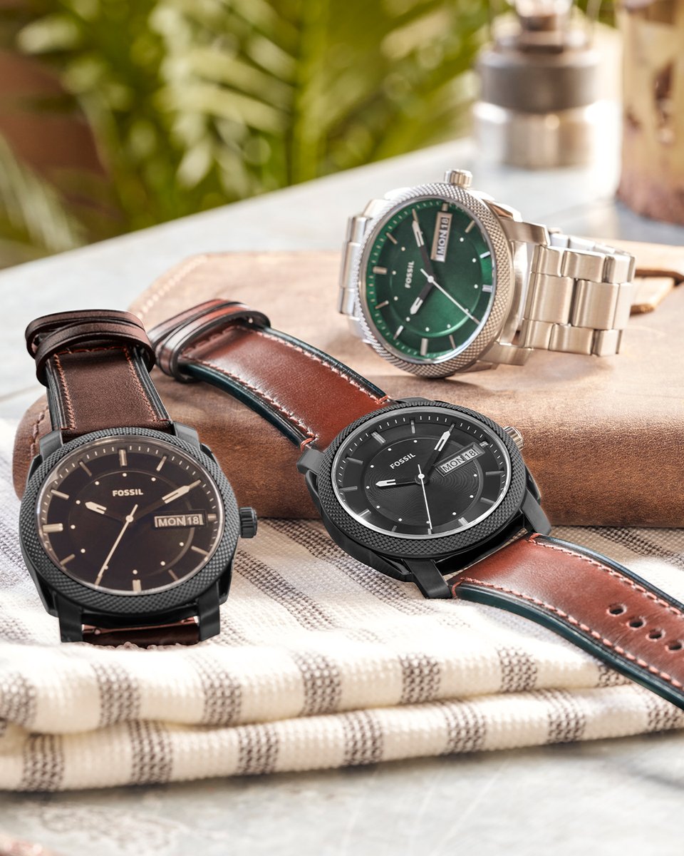Fossil's tweet photo. Which Fossil watch are you rocking today? Let us know in the replies!👇 #FossilRefresh https://t.co/wWRR7b45Bk https://t.co/sCxDjyIlEA