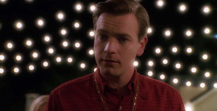 Happy birthday to ewan mcgregor!! 