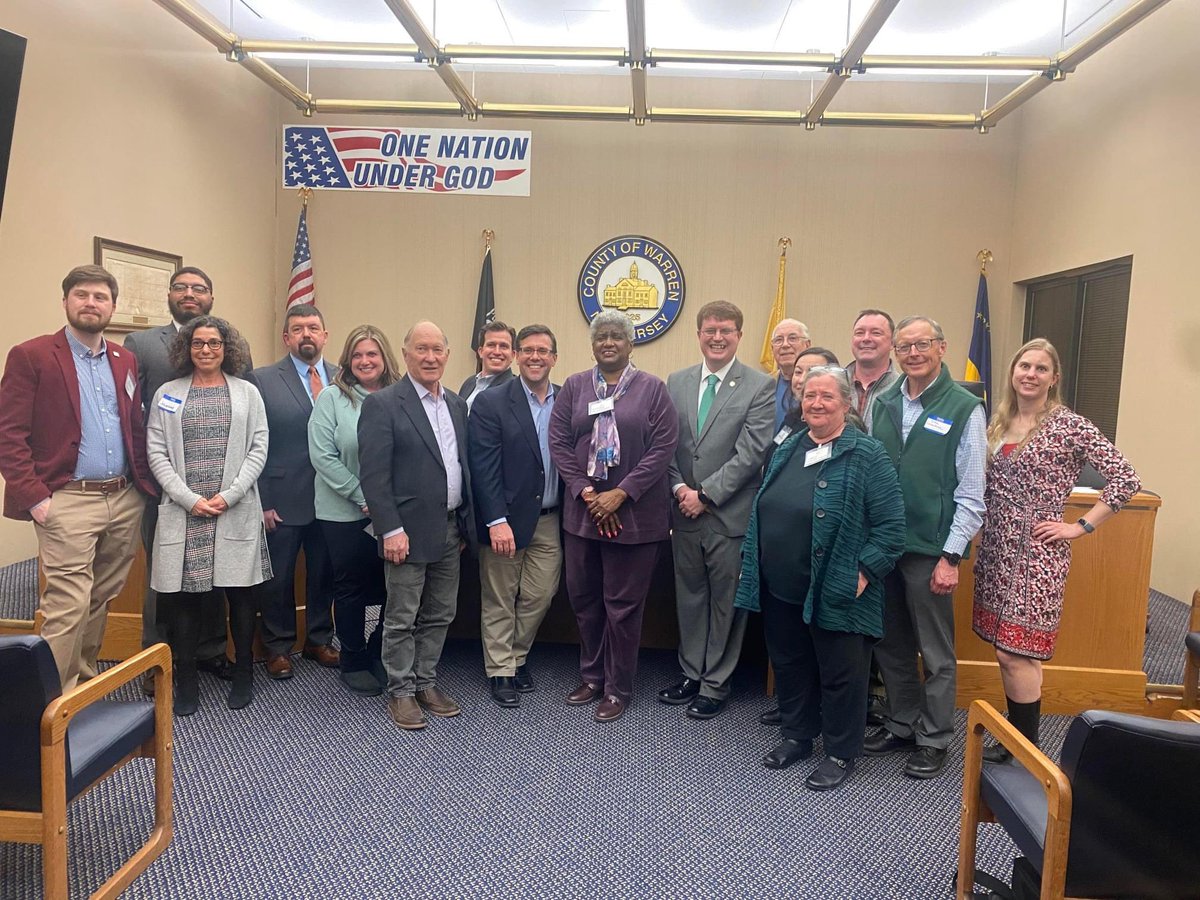 JamesRKernIII's tweet photo. Thank you to the @NJLCV and @MuskyWatershed for hosting this meet and greet. A lot of great ideas were exchanged and new partnerships made. So many care about our shared environment! #ExploreWarren https://t.co/2fZh6IvHdn