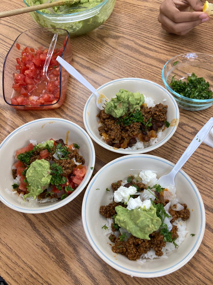 Itmschefs's tweet photo. Mexican bowls! Delicious 😋 https://t.co/WKs6Ea5YMK