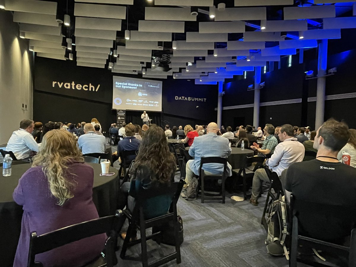 Bill_Lund's tweet image. Welcome by Brian To the #rvatechsummit22 @rvatechcouncil @sqldatapartners @CarlosLChacon #richmond #sqldatanow